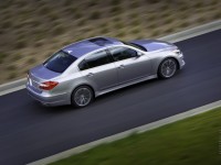 Hyundai Genesis 2013 photo