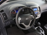 Hyundai i30 2010 photo