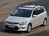 Hyundai i30cw 2010 photo